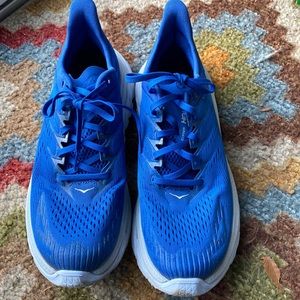 Mens Hoka sneaker. Size:10.5